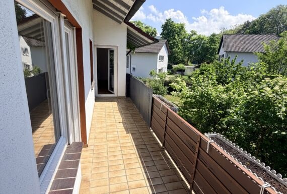 Schöne 4,5 Zimmer Wohnung in bester Lage in Staufen